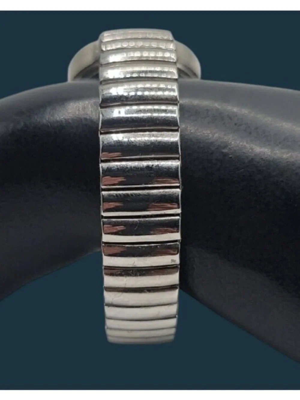 Vintage Waltham Ladies Diamond Quartz Watch 28mm Black Dial Silver Tone Band